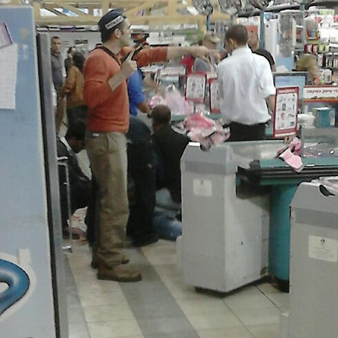 Scene of attack (Photo: Shmuel Bornshtein)