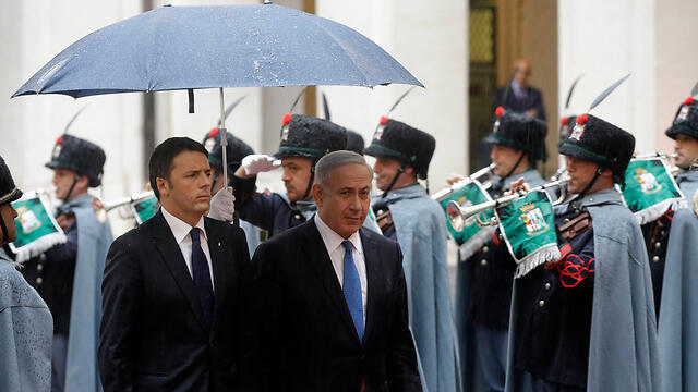 Netanyahu and Italian Prime Minister Matteo Renzi in Rome (Photo: AP) (צילום: AP) Netanyahu and Italian Prime Minister Matteo Renzi in Rome (Photo: AP)