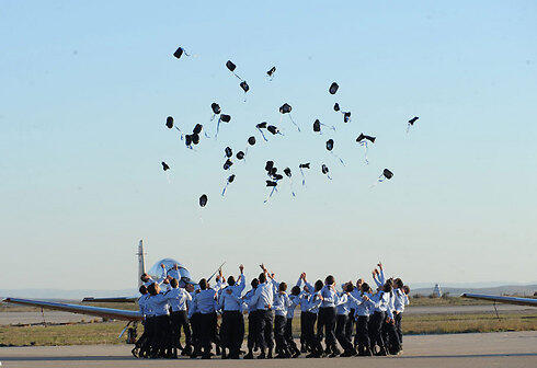 Graduates of the IAF's 169's pilot training (Photo: Herzl Yossef)