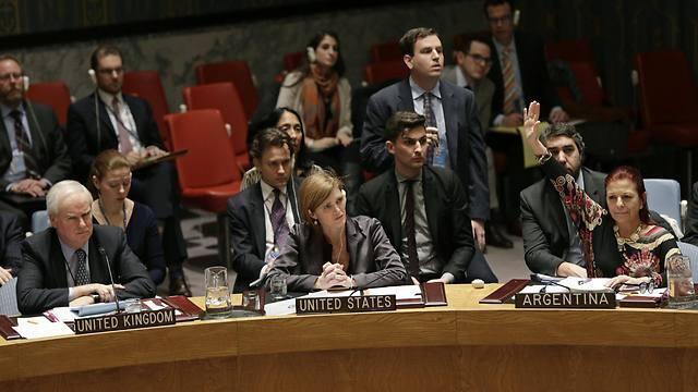Representatives at a Security Council vote on 'ending the occupation' on December 31, 2014 (Photo: EPA) (צילום: EPA) Representatives at a Security Council vote on 'ending the occupation' on December 31, 2014 (Photo: EPA)