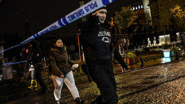 Scene of the attack at a Turkish police station. (Photo: AFP)
