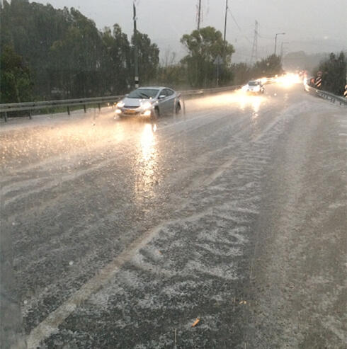 Hail along the coast (Photo: Tomer Ilan)