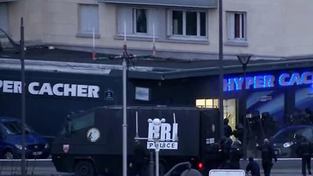 Police at the Paris kosher supermarketnullnull Police at the Paris kosher supermarket