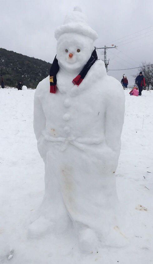 A snow man built on Meron Mountain (Photo: Yarden Sheetrit) (צילום: ירדן שטרית ) A snow man built on Meron Mountain (Photo: Yarden Sheetrit)