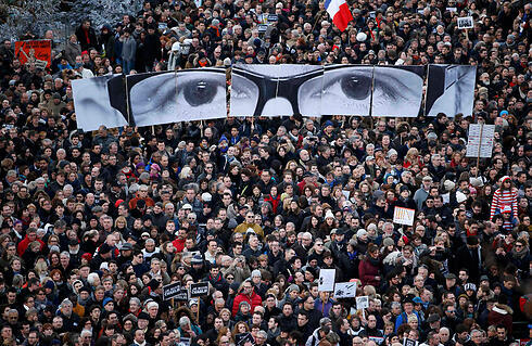 March in Paris after the terror attacks (Photo: Reuters)