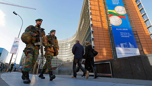 Soldiers in Brussels. (Photo: Reuters)