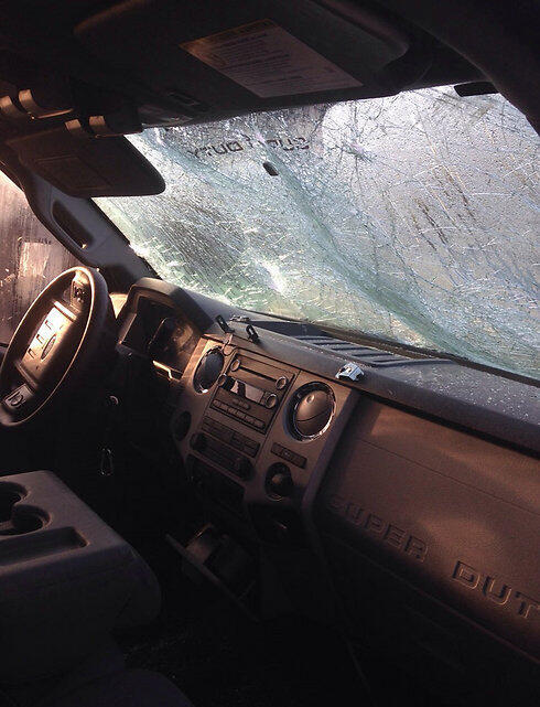 Police car after extraction. (Photo: Police Spokesman's Unit) (צילום: חטיבת דובר המשטרה) Police car after extraction. (Photo: Police Spokesman's Unit)