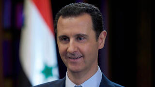 סוף ימי אסד: אובססיה למין, שעות של "קנדי קראש"