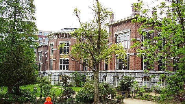 Emile Jacqmain high school in Brussels (Photo: Wikipedia) (צילום: ויקיפדיה) Emile Jacqmain high school in Brussels (Photo: Wikipedia)