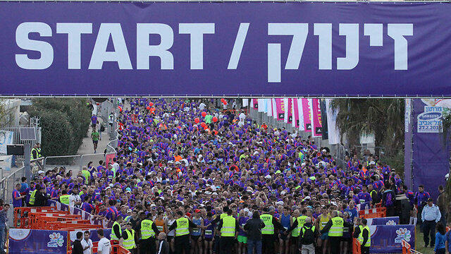 Tel Aviv Marathon, Friday morning (Photo: Ido Erez)