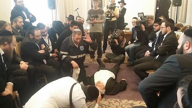 Rabbis practice first aid at Prague conference (Photo: EJA) (Photo: EJA) Rabbis practice first aid at Prague conference (Photo: EJA)