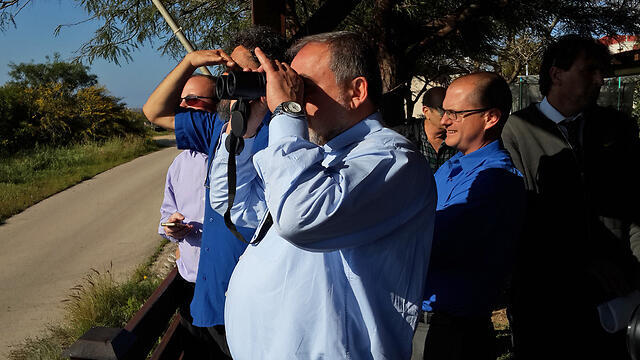Defense Minister Lieberman visits Gaza region (Photo: Roi Idan) (צלום: רועי עידן) Defense Minister Lieberman visits Gaza region (Photo: Roi Idan)