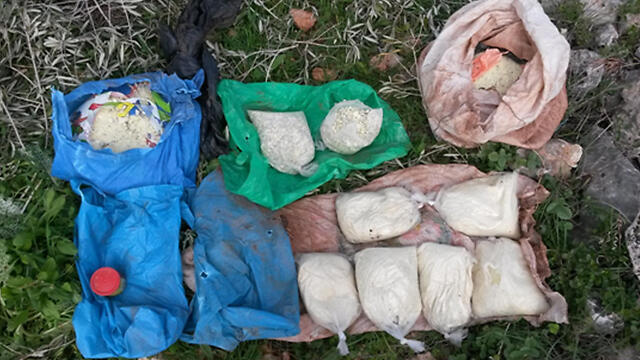 Bomb making materials found in terror cell's apartment (Photo Shin Bet)