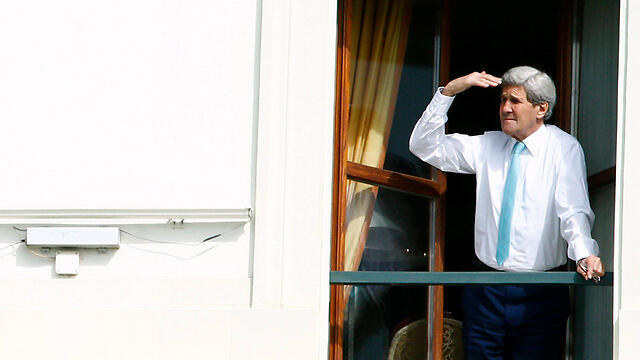 US Secretary of State John Kerry during nuclear negotiations with Iran (Photo: Reuters) (צילום: רויטרס) US Secretary of State John Kerry during nuclear negotiations with Iran (Photo: Reuters)