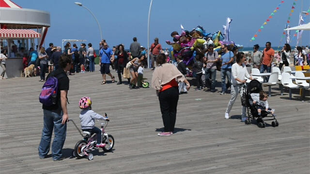 Tel Aviv port on Sunday morning (Photo: Motti Kimchi) (צילום: מוטי קמחי) Tel Aviv port on Sunday morning (Photo: Motti Kimchi)