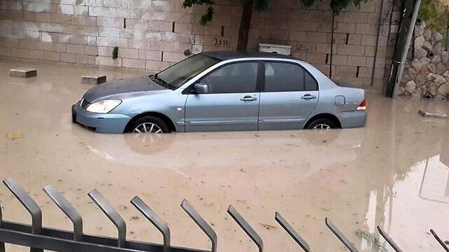 Flooding in Silwan (Photo: Jerusalem field researchers) (צילום: Jerusalem field researchers) Flooding in Silwan (Photo: Jerusalem field researchers)