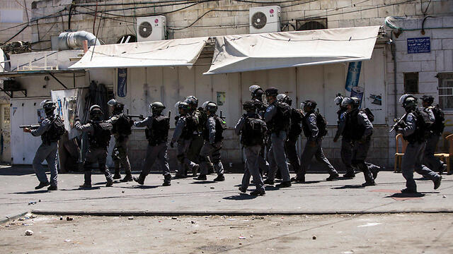 At-Tur clashes (Photo: EPA) (צילום: EPA) At-Tur clashes (Photo: EPA)
