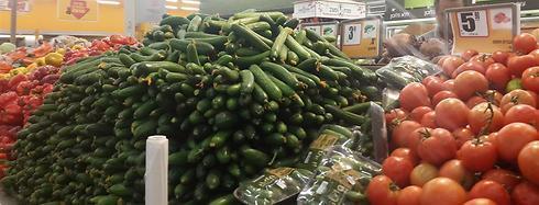 Produce in an Israeli supermarket. How much is truely Israeli, and how much is from Jordan?