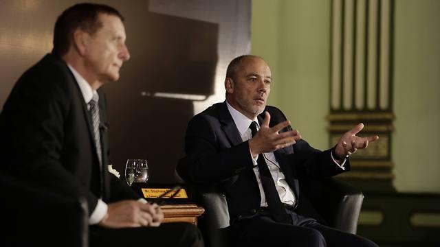 Orange CEO Stephane Richard. (Photo: AP) (צילום: AP) Orange CEO Stephane Richard. (Photo: AP)