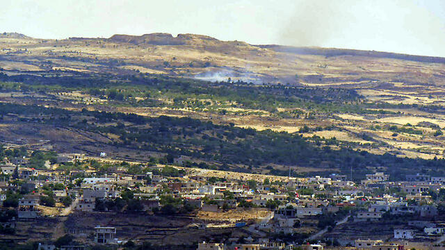 Fighting on the Syrian side of the Golan (Photo: Avihu Shapira) (צילום: אביהו שפירא) Fighting on the Syrian side of the Golan (Photo: Avihu Shapira)