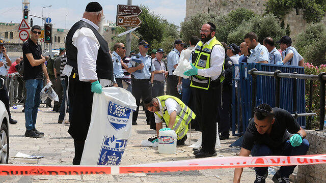 Scene of terror attack in Jerusalem (Photo: Gil Yohanan)
