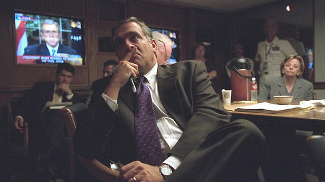 Director of Central Intelligence Tenet watches Bush's address (Photo: US National Archives) (צילום: ארכיון לאומי ארה''ב) Director of Central Intelligence Tenet watches Bush's address (Photo: US National Archives)
