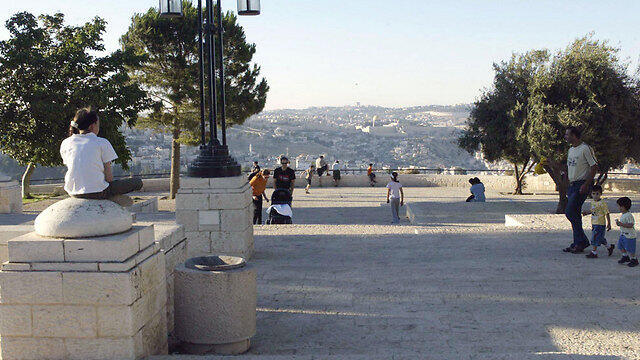 Armon Hanatziv Promenade where the attacks took place (Bastian Sheiner) (צילום: בסטיאן שיינר ) Armon Hanatziv Promenade where the attacks took place (Bastian Sheiner)