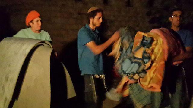 Leaving Sa-Nur, early Thursday morning (Photo: Itay Blumenthal)