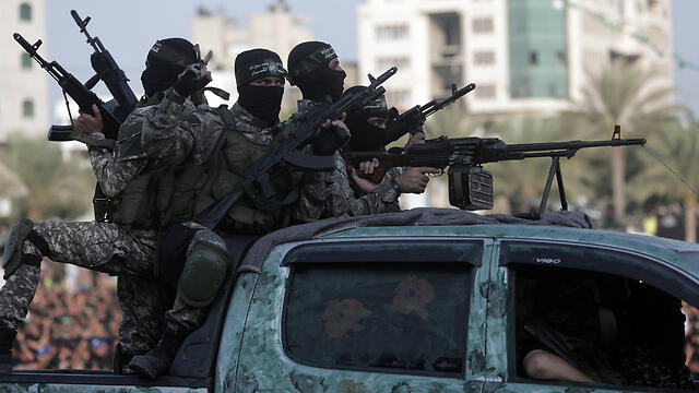 Hamas - a new kind of enemy (Photo: AP) (צילום: AP) Hamas - a new kind of enemy (Photo: AP)