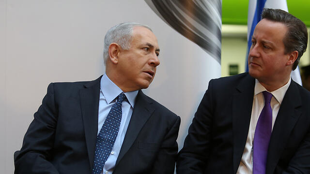 Netanyahu and British Prime Minister David Cameron. (Photo: Gil Yohanan) (צילום: גיל יוחנן) Netanyahu and British Prime Minister David Cameron. (Photo: Gil Yohanan)