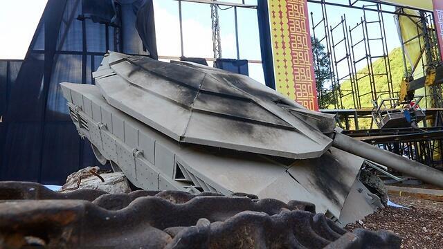 Model of a scorched Merkava tank nullnull Model of a scorched Merkava tank