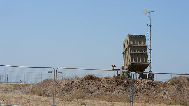 Iron Dome in Ashdod last month. (Photo: Avi Rokach) (צילום: אבי רוקח) Iron Dome in Ashdod last month. (Photo: Avi Rokach)