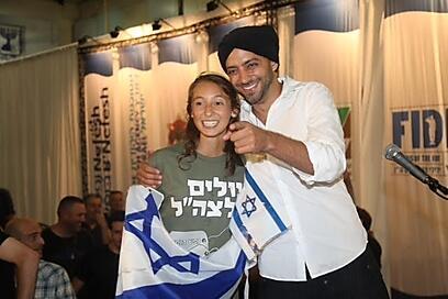Singer Idan Raichel with Adina Karfoch (Photo: Motti Kimhi) (צילום: מוטי קמחי) Singer Idan Raichel with Adina Karfoch (Photo: Motti Kimhi)