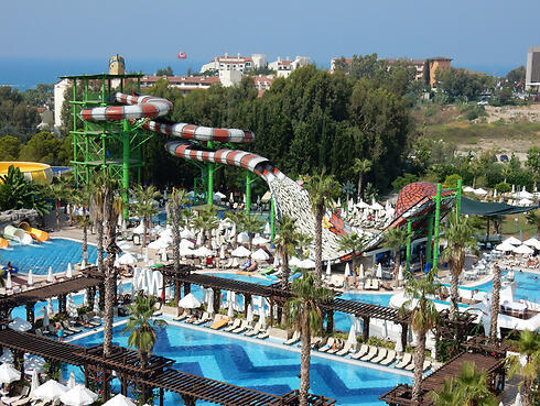 Slides on top of slides. Antalya (Photo: Danny Sadeh) (צילום: דני שדה) Slides on top of slides. Antalya (Photo: Danny Sadeh)