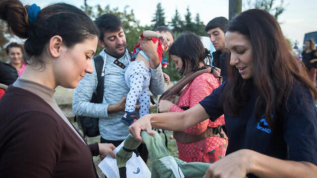IsraAid volunteers in action (Photo: IsraAid)