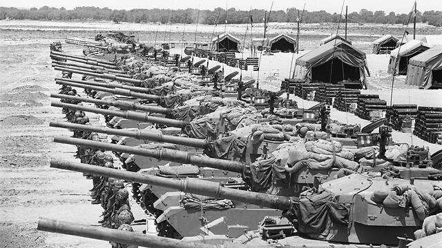 Israel prepares for war (Photo: IDF Archives) (צילום: צלם במחנה באדיבות ארכיון צה"ל במשרד הביטחון) Israel prepares for war (Photo: IDF Archives)
