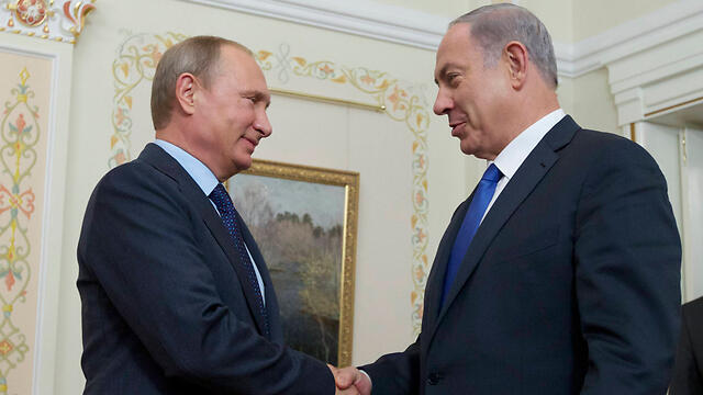 Putin and Netanyahu on Monday (Photo: AP) (צילום: AP) Putin and Netanyahu on Monday (Photo: AP)