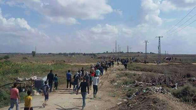 A 2015 Palestinian march near Erez Crossing