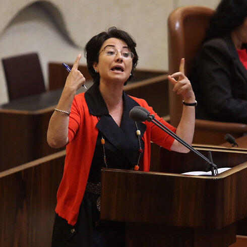 Joint List MK Haneen Zoabi, indicted for insulting a public official (Photo: Gil Yohanan) (צילום: גיל יוחנן) Joint List MK Haneen Zoabi, indicted for insulting a public official (Photo: Gil Yohanan)