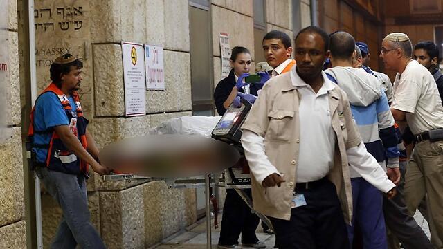 The wounded soldier (Photo: AFP) (צילום: AFP) The wounded soldier (Photo: AFP)