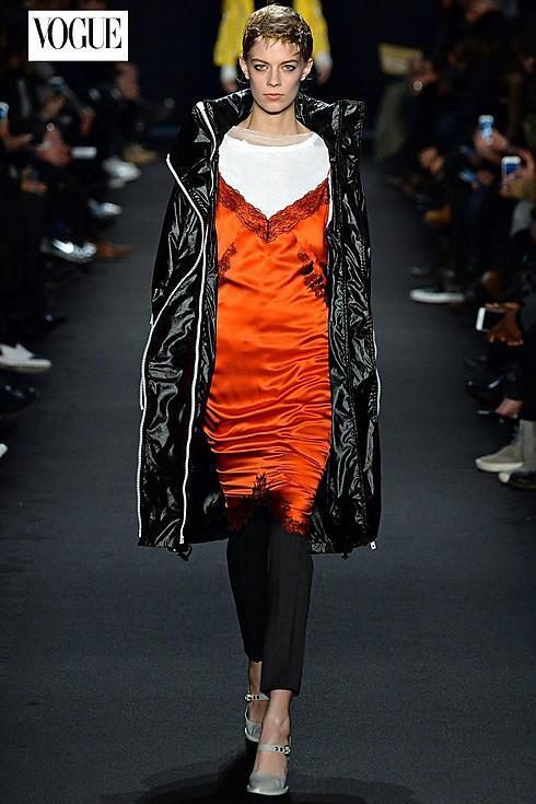 A modest offering from Rag and Bone (Photo: Yannis Vlamos/Indigitalimages.com) (צילום: Yannis Vlamos / Indigitalimages.com) A modest offering from Rag and Bone (Photo: Yannis Vlamos/Indigitalimages.com)