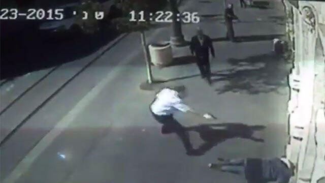 Police officer shoots the two terroristsnullnull Police officer shoots the two terrorists