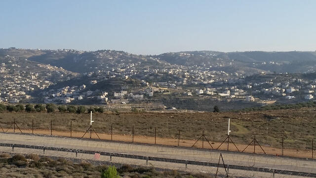 Gush Etzion in the West Bank, where several settlements were cut off from electricity after a suspected attack on a power line (Photo: Eli Mendelbaum) (צילום: אלי מנדלבאום ) Gush Etzion in the West Bank, where several settlements were cut off from electricity after a suspected attack on a power line (Photo: Eli Mendelbaum)