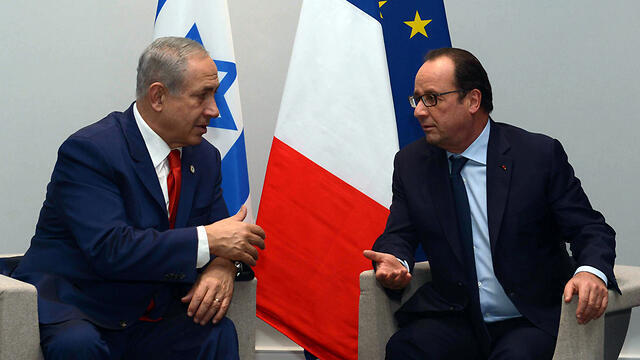 Netanyahu and Hollande meet in Paris (Photo: GPO/File)