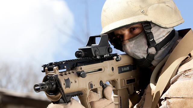 The new M5 sight as seen attached to a rifle. (Photo: IDF Spokesperson)