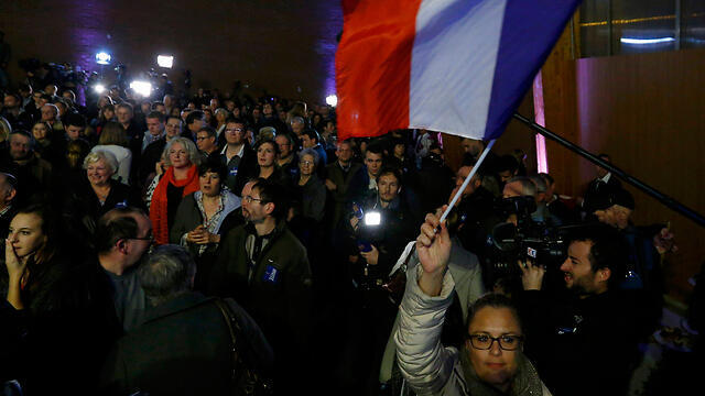 The National Front's rally at a regional election (Photo: Reuters) (צילום: רויטרס) The National Front's rally at a regional election (Photo: Reuters)