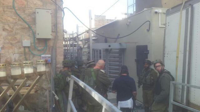 Scene of the Hebron attempted stabbing (Photo: TPS)