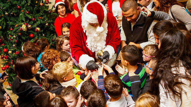 Jerusalem YMCA's Christmas market last year (Photo: Eyal Weiss)