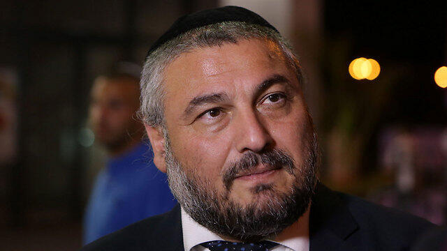 Beit Shemesh Mayor Abutbul said the signs were 'ideological' (צילום: אלכס קולומויסקי) Beit Shemesh Mayor Abutbul said the signs were 'ideological'