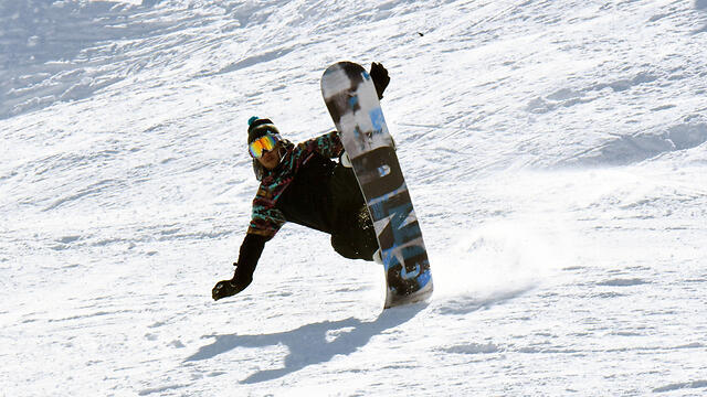 Hitting the slopes (Photo: Avihu Shapira) (צילום: אביהו שפירא) Hitting the slopes (Photo: Avihu Shapira)